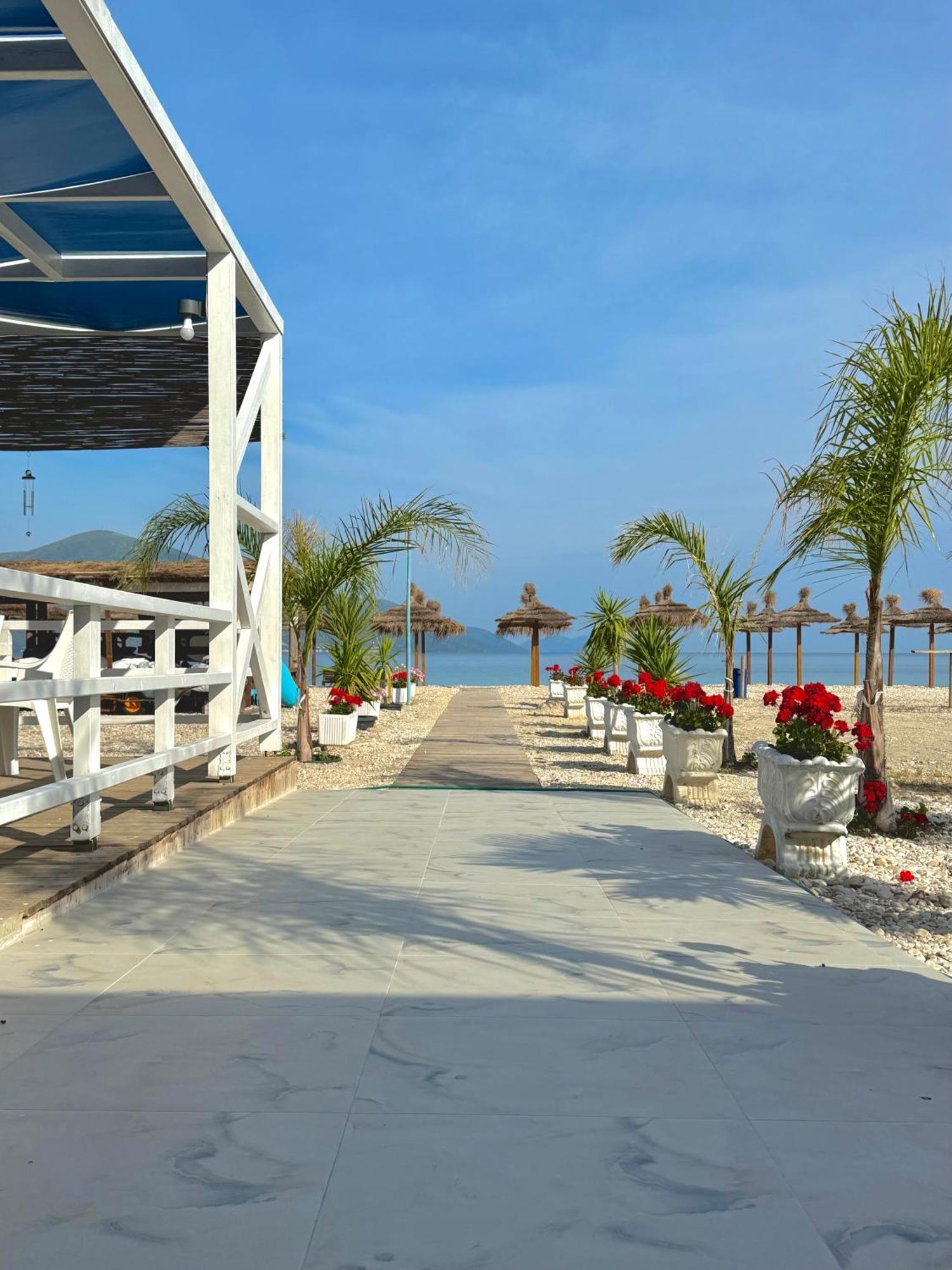 Blue Paradise Hotel Orikum Ngoại thất bức ảnh