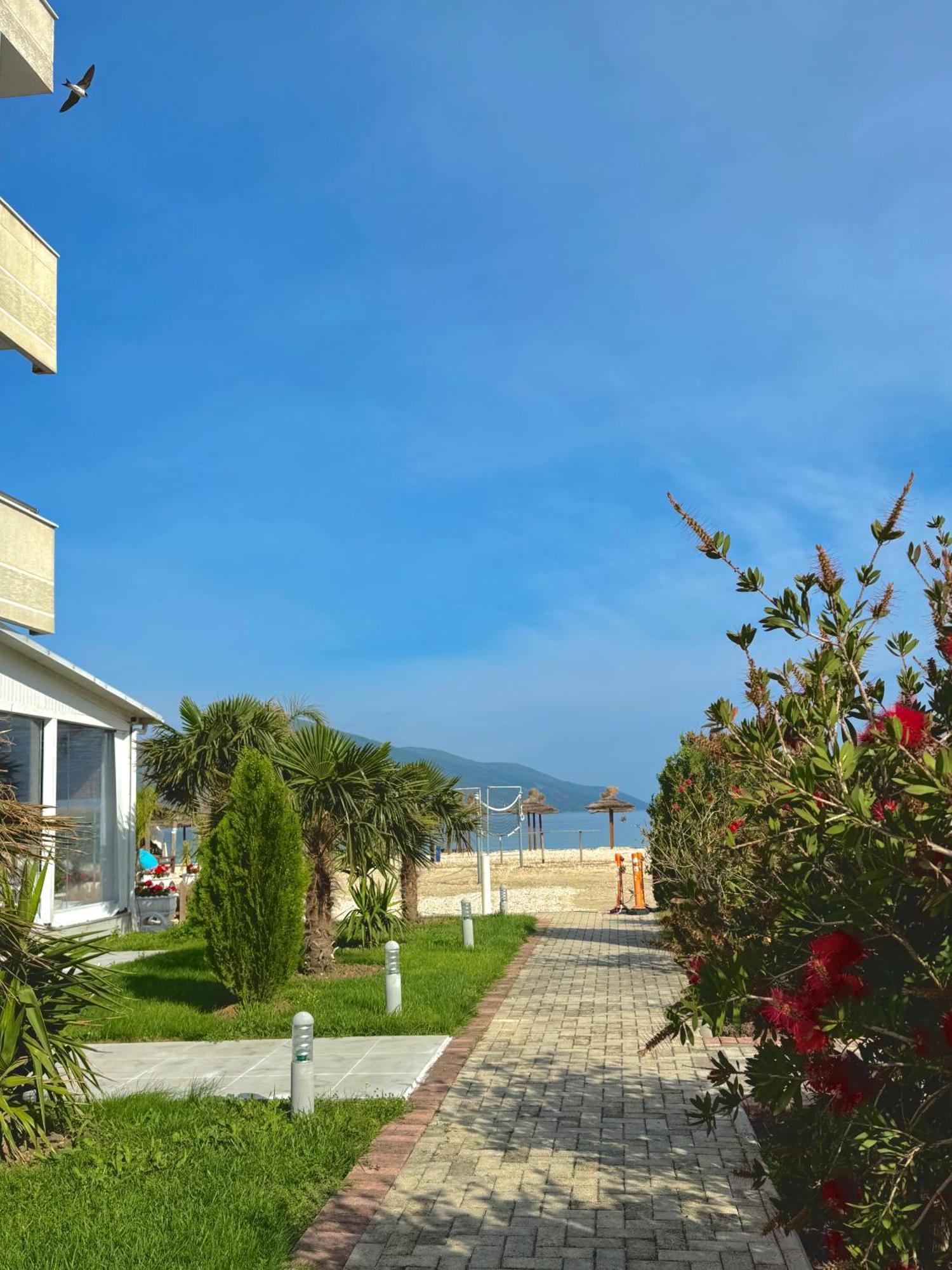 Blue Paradise Hotel Orikum Ngoại thất bức ảnh